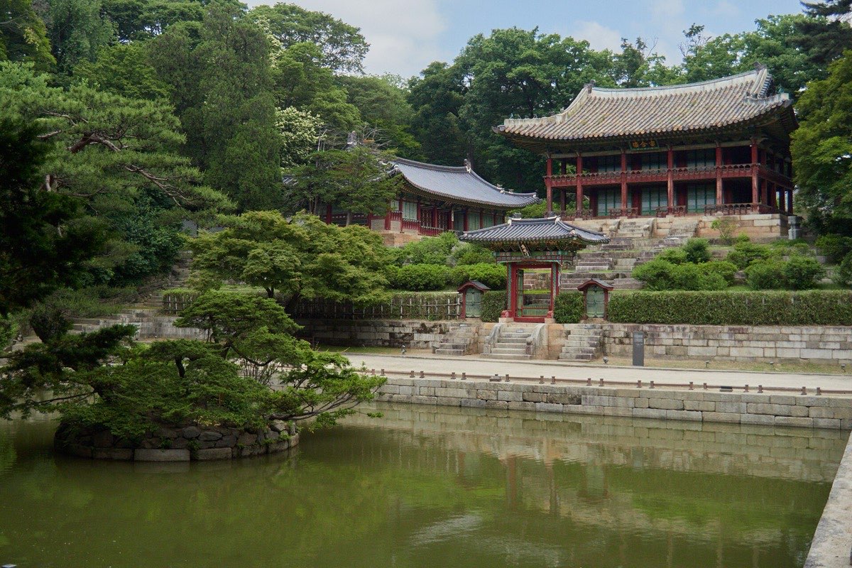 Buyongji pond and Juhamnu pavilion in the Secret Garden of Changdeokgung